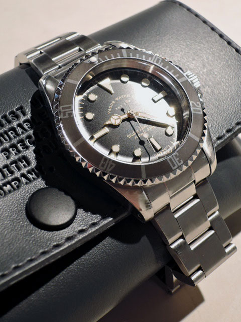 VAGUE WATCH Co. (ヴァーグウォッチカンパニー) ダイバータイプ ステンレスベルト ナイロンベルト付属 GRY FAD