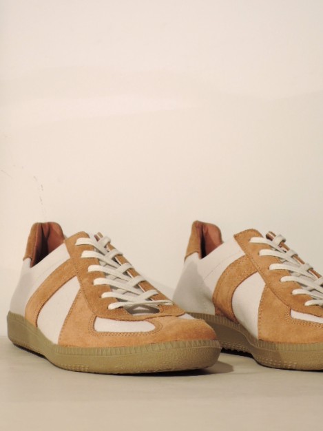 REPRODUCTION OF FOUND (リプロダクション オブ ファウンド) 1700VEF GERMAN TRAINER MODIEFIED ジャーマントレーナー ベンタイル コットンキャンバス WHITE STONE/CAMEL