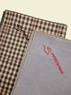 STILL BY HAND スティルバイハンド HAND in hand ハンカチ SAX BLUE、GREY CHECK