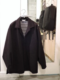 STILL BY HAND (スティルバイハンド) BL06253 フェイクスエード シャツブルゾン INK BLACK