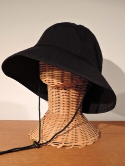 halo commodity (ハロコモディティ) h263-301 Banner Slit Hat バナー スリットハット BLACK、BEIGE