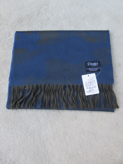ドレイクス（Drake's） 「Semi Reversiblea Cmouflage Scarf」マフラー