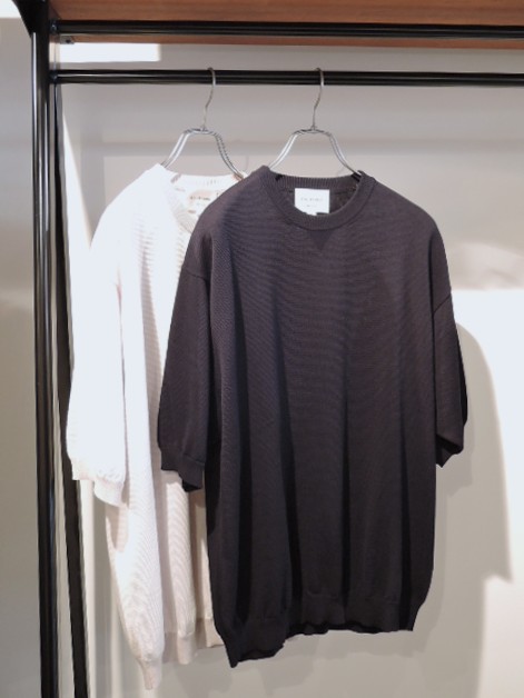 【STILL BY HAND】コットン天竺 半袖ニットTEE 25SS》【STILL BY HAND】COTTON SHORT SLEEVE KNIT TEE スティル