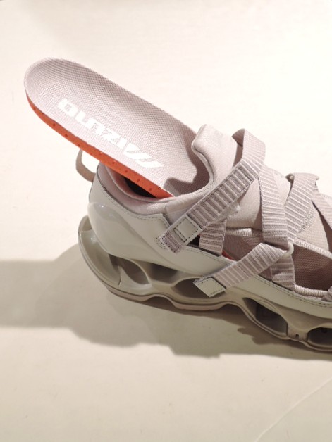 ユニセックス】 MIZUNO WAVE PROPHECY STRAP ウェーブプロフェシー