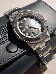 VAGUE WATCH Co. (ヴァーグウォッチカンパニー) ダイバータイプ ステンレスベルト ナイロンベルト付属 GRY FAD