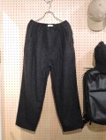 STILL BY HAND (スティルバイハンド) PT02254 シルクネップ テーパードパンツ CHARCOAL