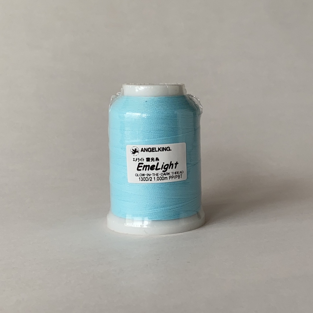 エメライト蓄光糸　EL-13（青）