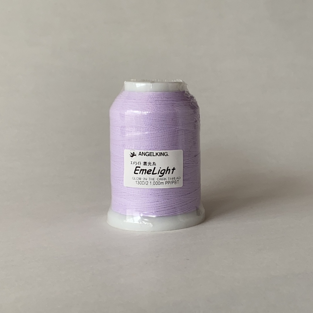 エメライト蓄光糸　EL-15(パープル）