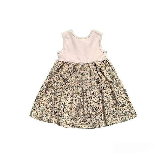 女児ジャンパースカート