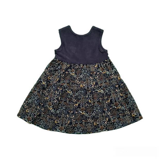 女児ジャンパースカート