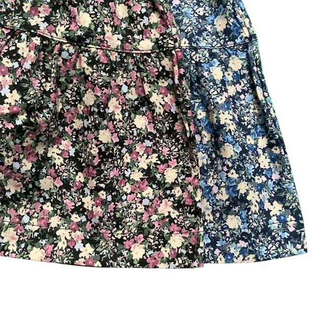 花柄コーデュロイキュロットパンツ