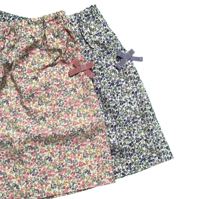 花柄キュロットパンツ