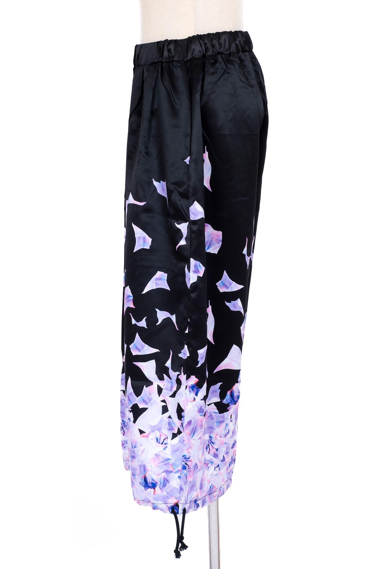 MarchAprilMay パジャマパンツ 黒【美品】 MarchAprilMay パジャマパンツ 黒【美品】