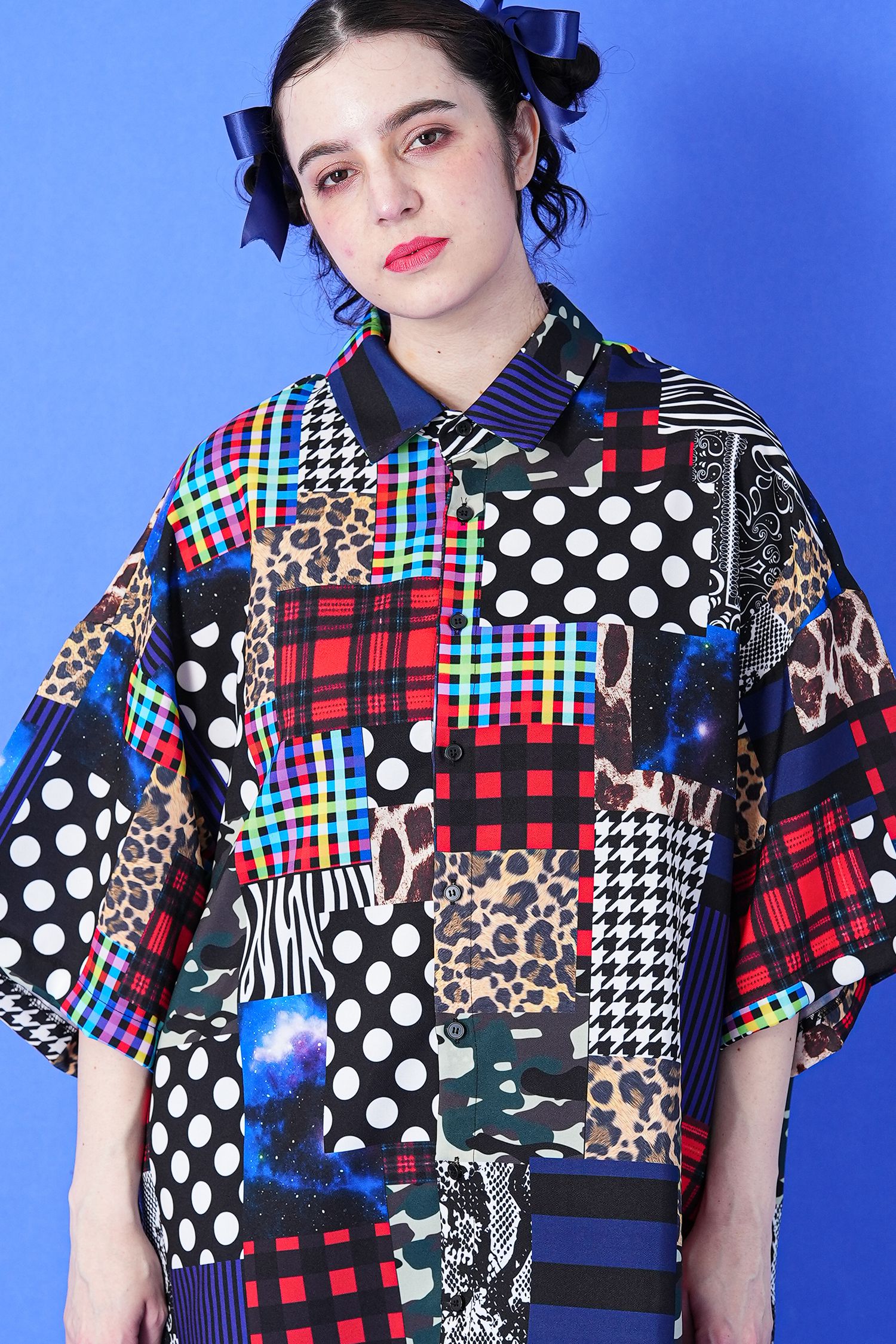 SCRAP PATCHWORK総柄 半袖Tシャツ　パッチワーク　総柄 SCRAP PATCHWORK総柄 半袖Tシャツパッチワーク総柄