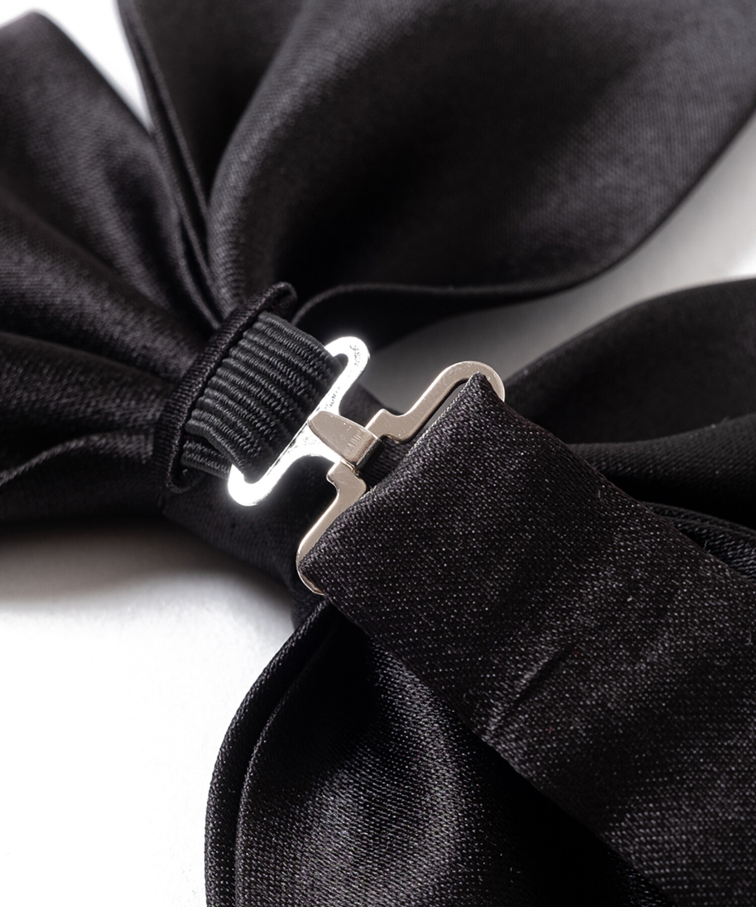 h.naoto エイチナオト　ブラックリボンネクタイ h.naoto エイチナオト ブラックリボンネクタイ