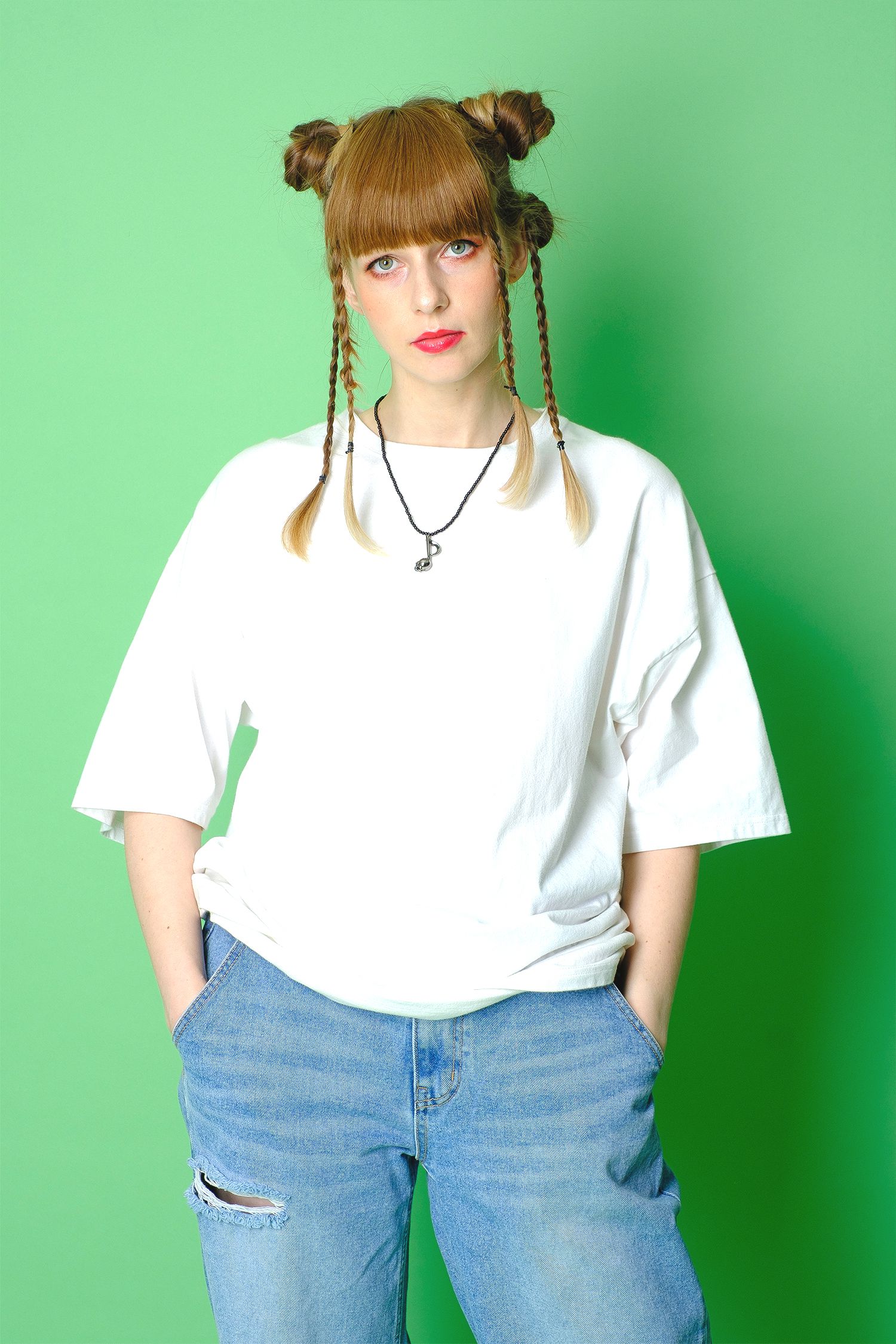 Anthropologieアンソロポロジー ミニトライアングルネックレス Anthropologieアンソロポロジー ミニトライアングルネックレス