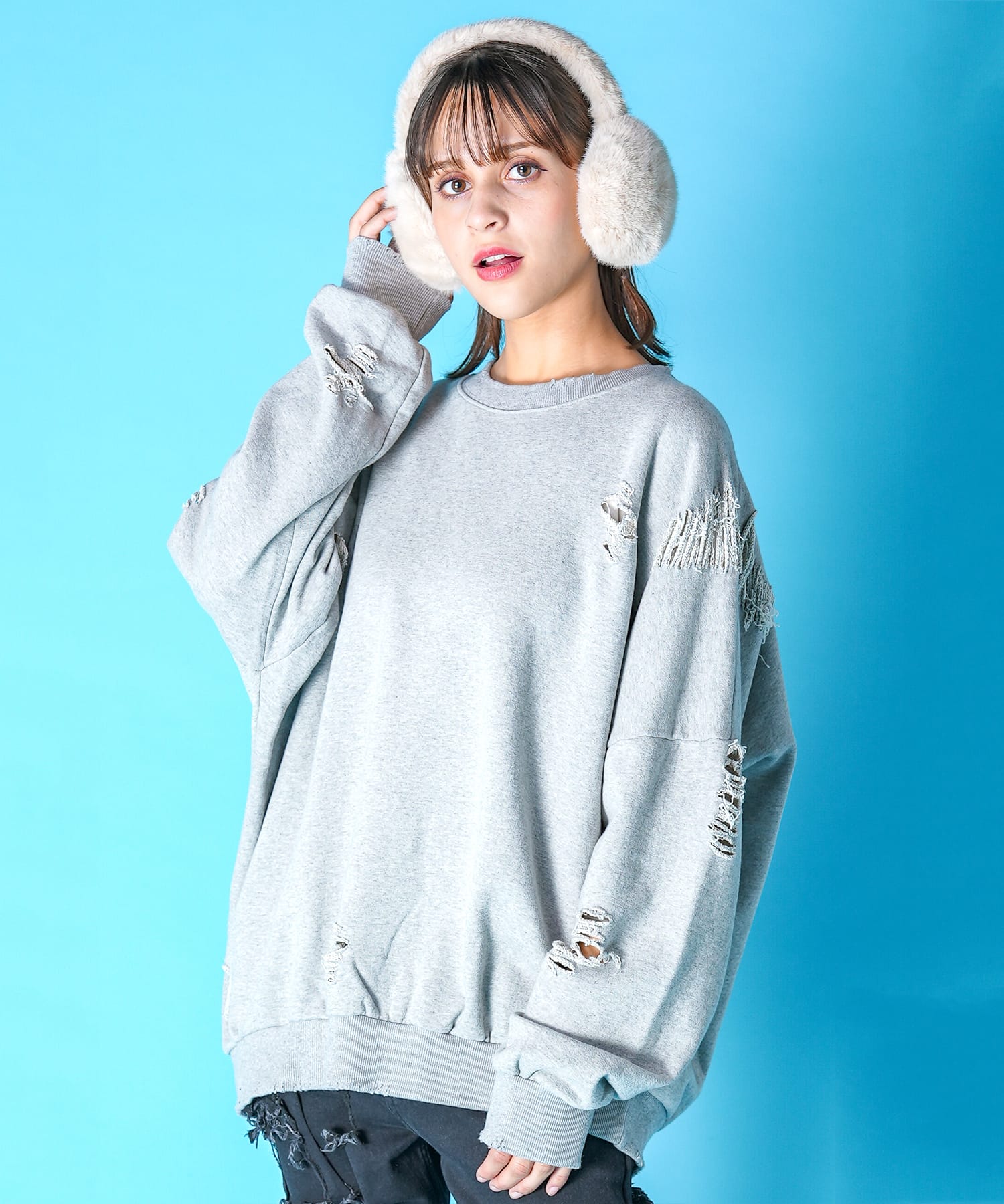 即購可　完売FUZZYKON 灰色　y2kファーイヤーマフ　耳当て 即購可 完売FUZZYKON 灰色 y2kファーイヤーマフ 耳当て