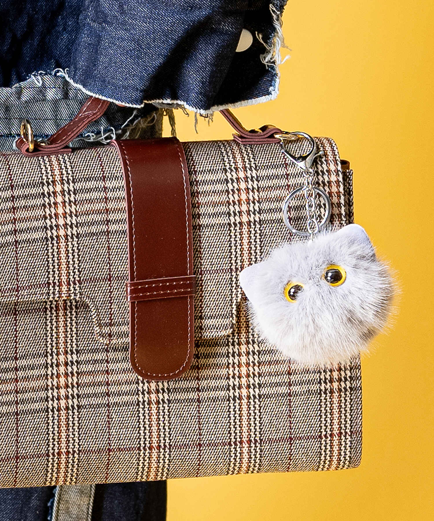 an meets zakka モコモコネコキーホルダー