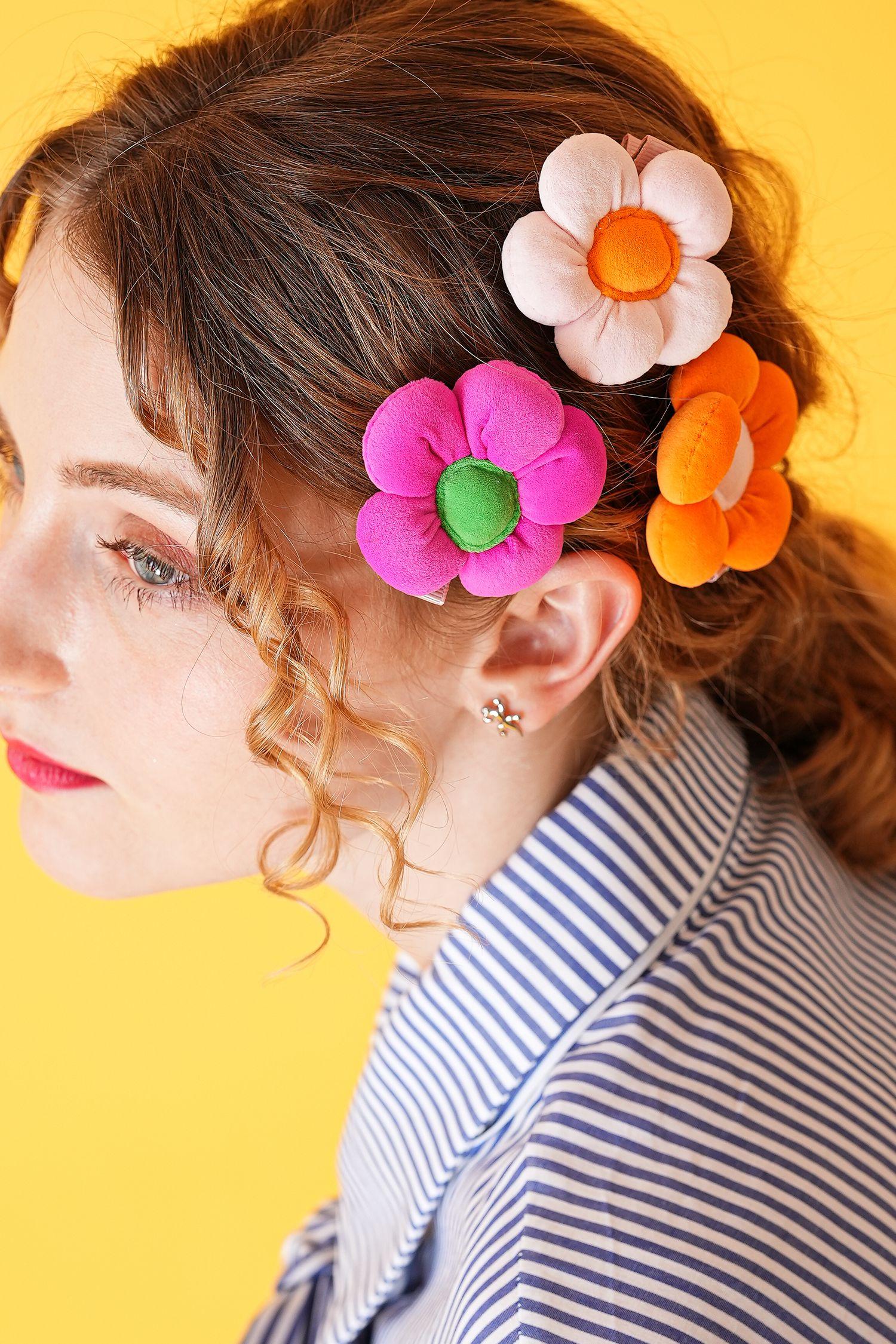 モコモコフラワーヘアクリップ / 花 バレッタ ヘアアクセサリー