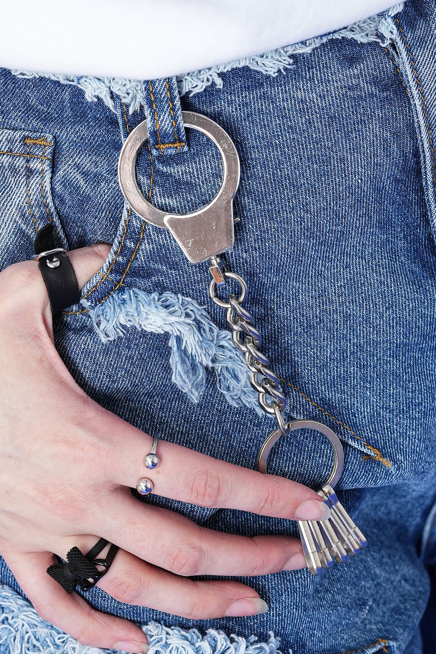 手錠キーリング / キーホルダー チャーム ankoROCK(アンコロック