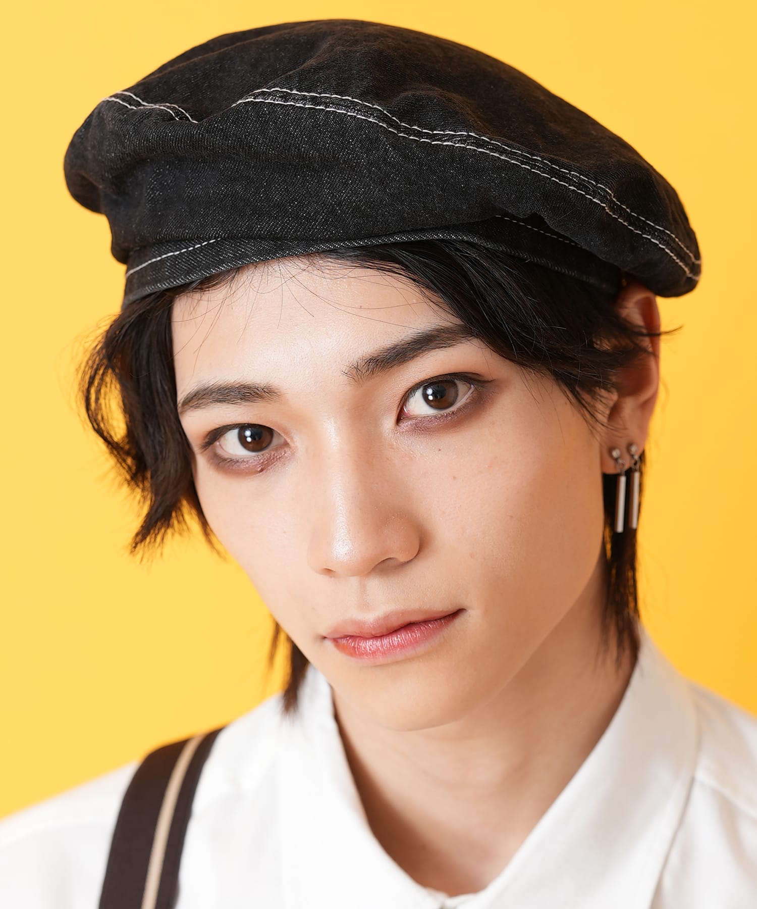 【コーデのアクセントに】CHANEL ベレー帽 ブラック デニム ベレー帽が好き♡夏から秋のスイッチコーデ | LEE