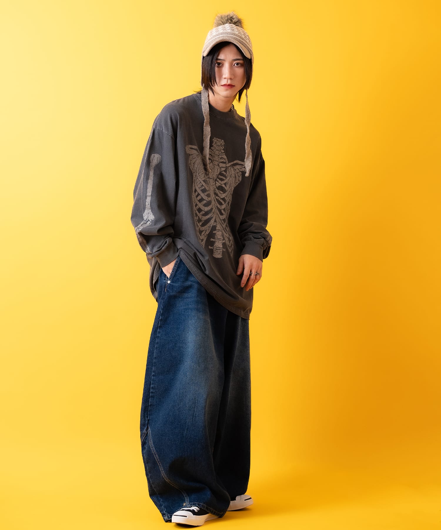 【p】すのチル　メンバーカラー　ハートシャツ＆ネコ耳帽セット 千鳥柄ボンボンツバ付き3WAYイヤーフラップニットキャップ