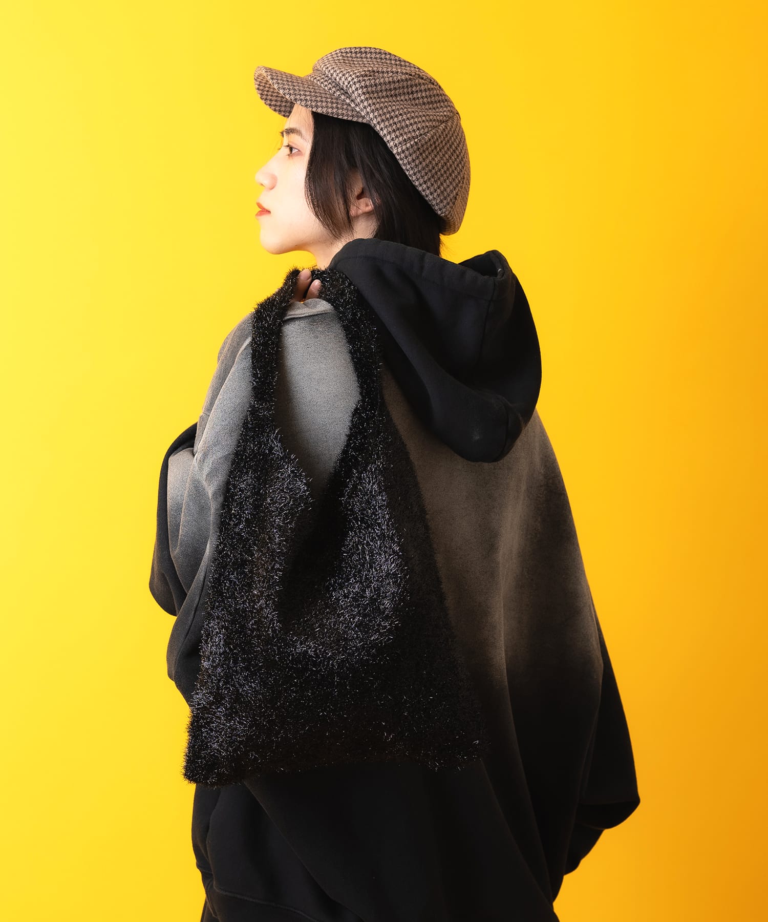 メタリックシャギーファーニットハンドバッグ / レディース メンズ