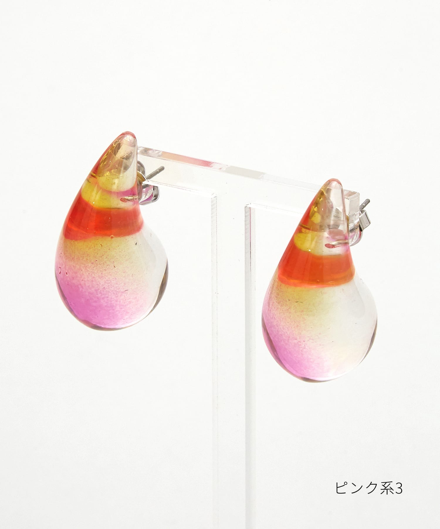 クリアグラデーションティアドロップアクリルピアス / 両耳用 