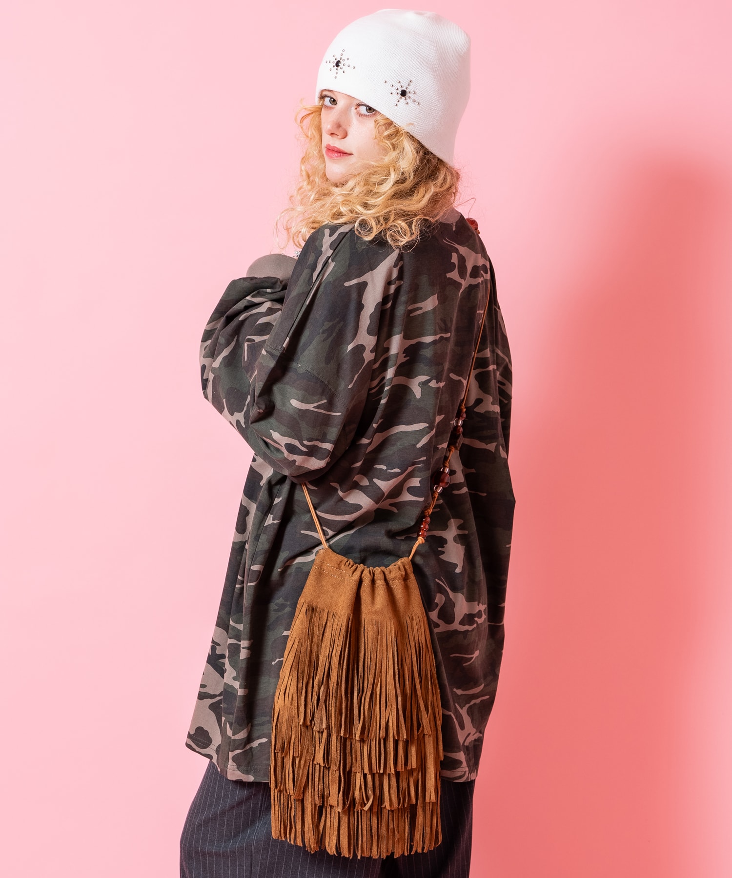 an meets zakka ４段フリンジスウェードレトロネイティブショルダーバッグ