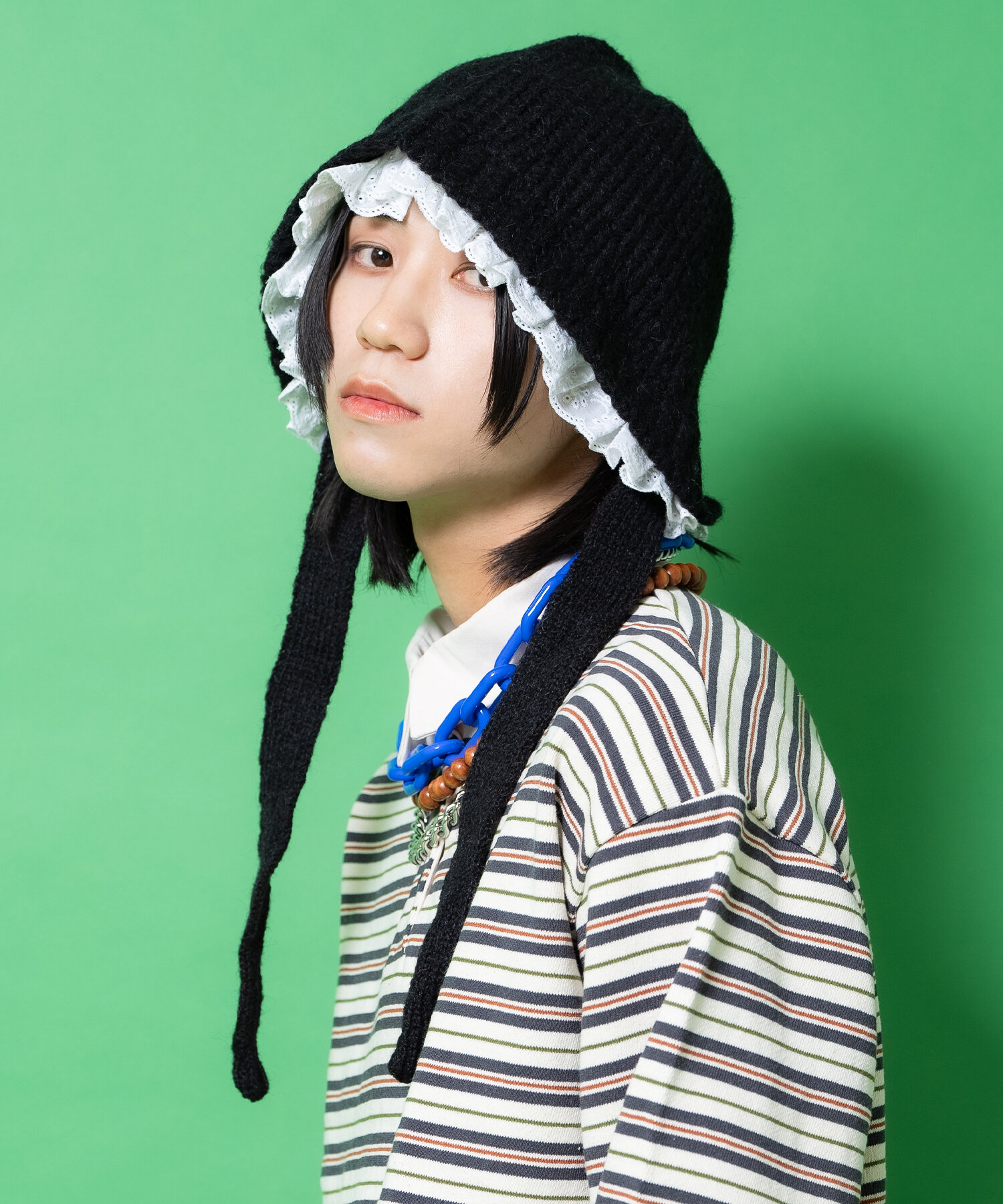 レースフリルレイヤードウールタッチアクリルニットボンネットハット