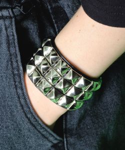 an meets zakka 3連スタッズバングル