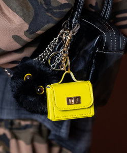 an meets zakka レトロバッグキーホルダー