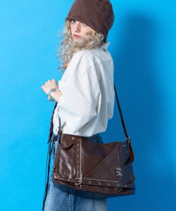 an meets zakka 艶出しアンティーク加工合成皮革ライダースデザインビッグショルダーバッグ