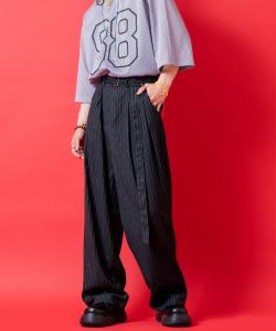 a.p.o.v.  ピンストライプTRスーツロングベルト２タックワイドスラックス