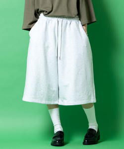 a.p.o.v. スウェットスーパーワイドバギーハーフパンツ