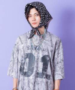 a.p.o.v.  ツリーカモヴィンテージライクナンバリングプリントオーバーサイズTシャツ