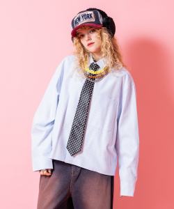 a.p.o.v. クロップド丈オックスフォードストライプシャツ
