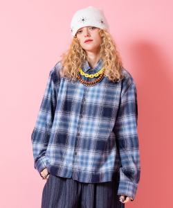 a.p.o.v. オーバーサイズ短丈チェックネルシャツ