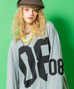 a.p.o.v. ビッグナンバリングプリントオーバーサイズカットソー