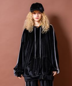 a.p.o.v. シャイニーストレッチベロアアームラインオーバーサイズプルオーバーパーカー