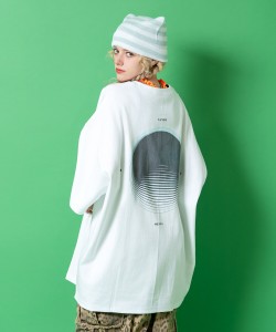 a.p.o.v. グラフィックサークルバックプリントフロントパイピングラインオーバーサイズTシャツ
