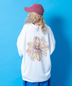 a.p.o.v. グラフィックフラワーバックプリントオーバーサイズTシャツ