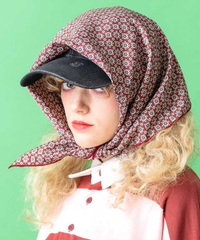 【ヴィンテージ】古着 コート ジップアップ スカーフ柄 黒 レトロ ヴィンテージ】古着 コート ジップアップ スカーフ柄 黒 レトロ