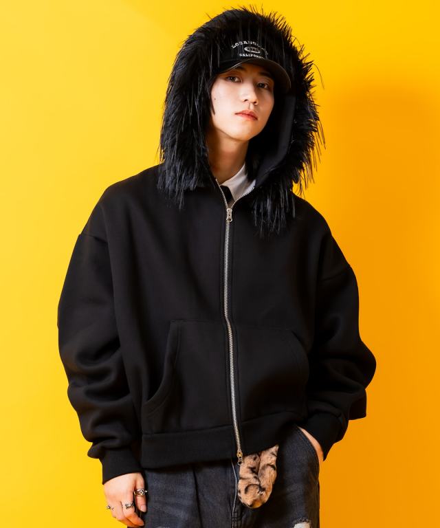 ボリュームロングファーフード裏起毛スウェットオーバーサイズ短丈