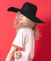 an meets zakka ウールフェルトメガワイドブリムフェドラハット