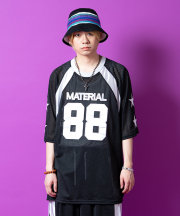 a.p.o.v. ナンバリングワッペン＆サテンライン切替メッシュオーバーサイズフットボールシャツ/ブラック