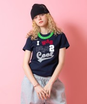 a.p.o.v. クロップド丈Y2KマルチワッペンTシャツ(レディース)/ネイビー