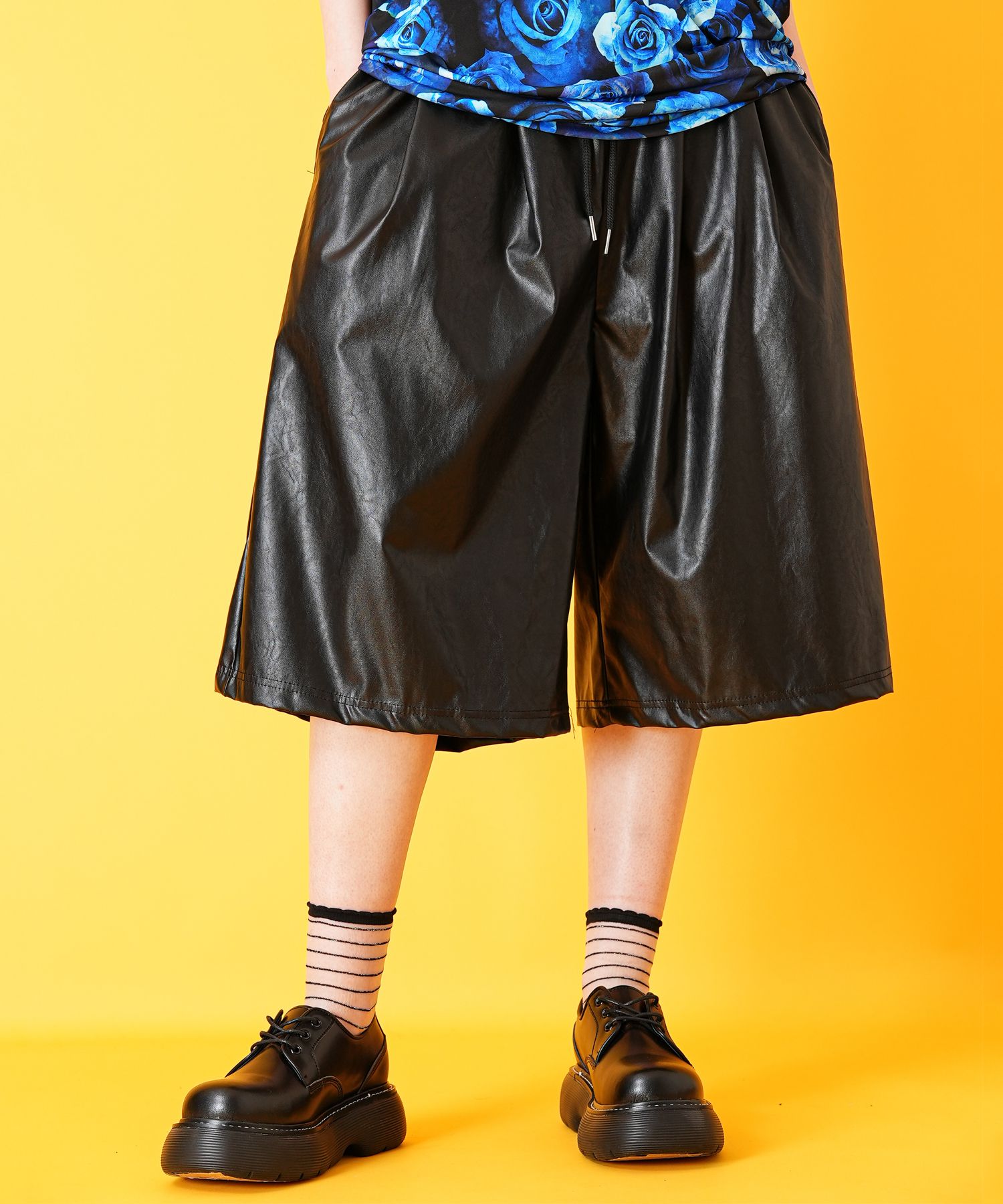 a.p.o.v. -ankoROCK's select- レザーワイドハーフパンツ