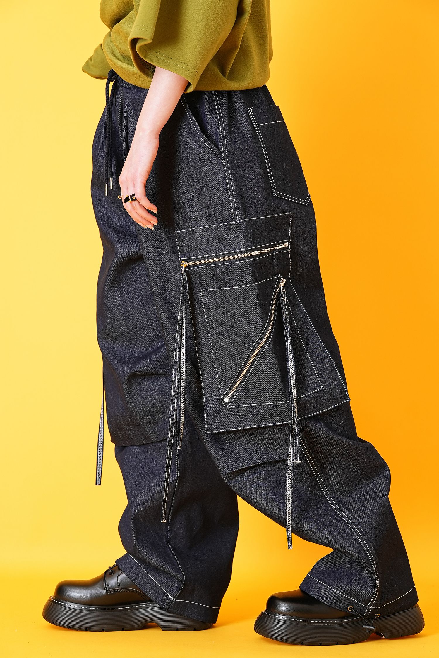 【Y2K 2WAY】 ボンデージ デニム カーゴパンツ ブラック ワイド 30 SITRY カーゴパンツ Wide Tapered Denim cargo pants/ワイド