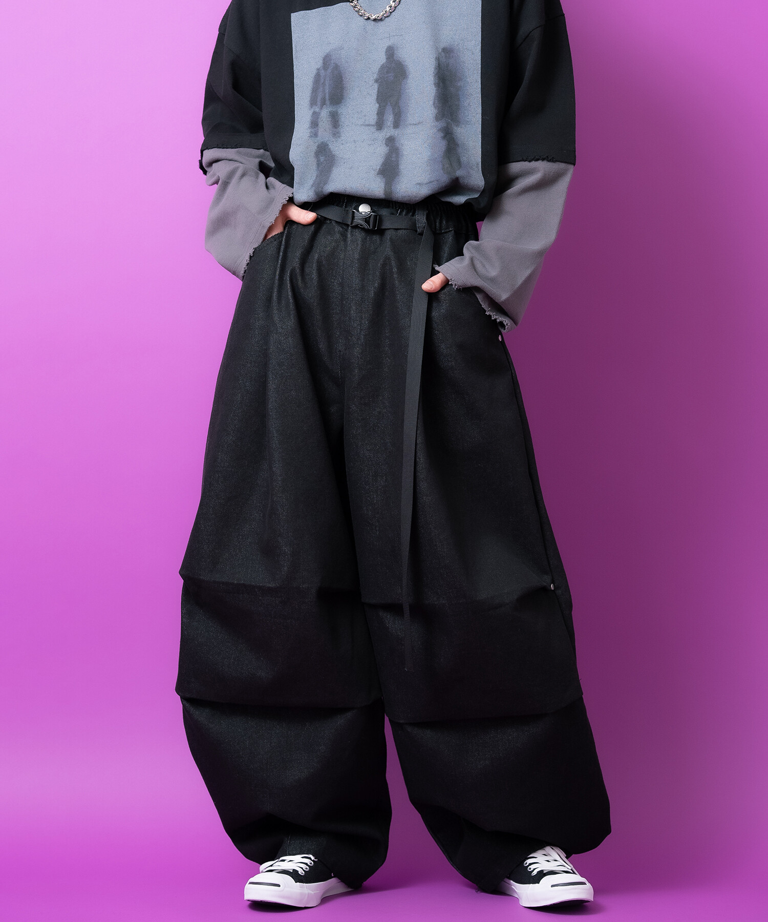 ロングベルトタック変形バレルレッグワイドデニムパンツ